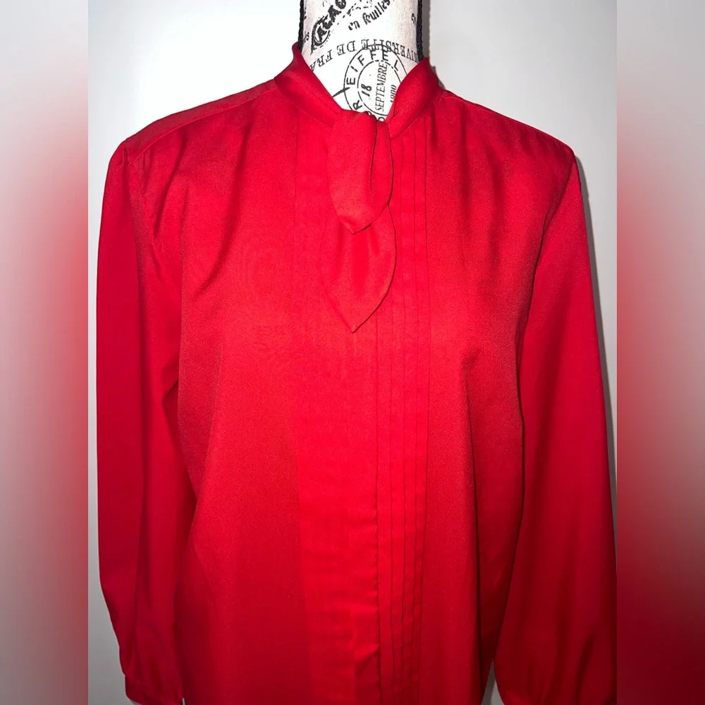 Alicia Red Tie Neck Bow Pleated Blouse Vintage Aesthetic Size 14 Tall - Picture 2 of 10